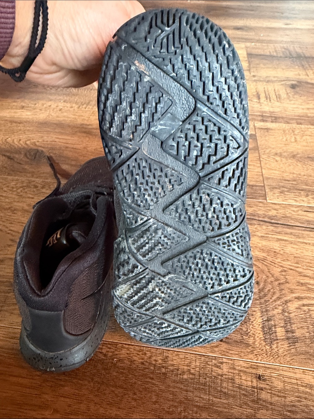 Nike Kyrie Kids Black High-Top Sneakers - Picture 6 of 6